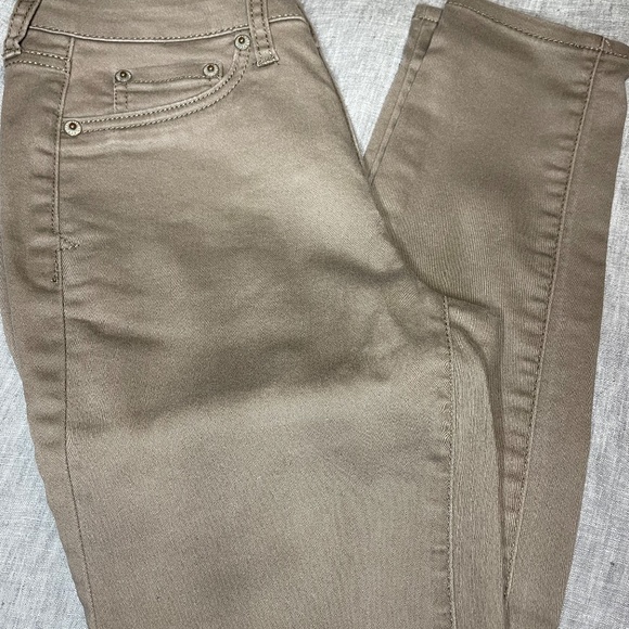 Aeropostale High Waisted Jegging Size 0 Taupe Clay color - Picture 3 of 6